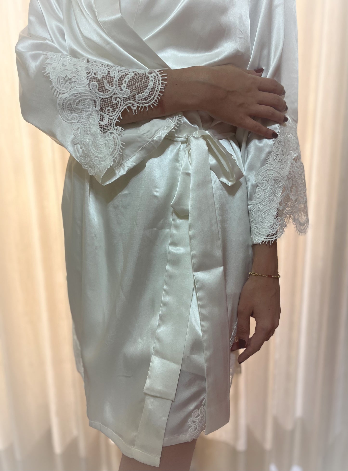 Denisa Lace Robe